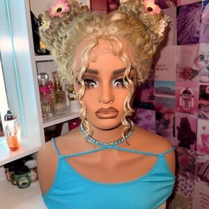 Blonde Space Buns Lace Front Wig – Curly Floral